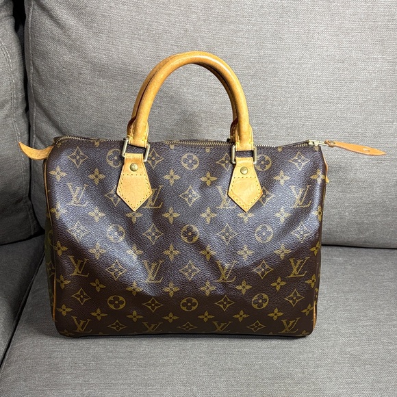 Louis Vuitton Handbags - Louis Vuitton Speedy 30 Monogram Authentic COA LegitGrails MB2067